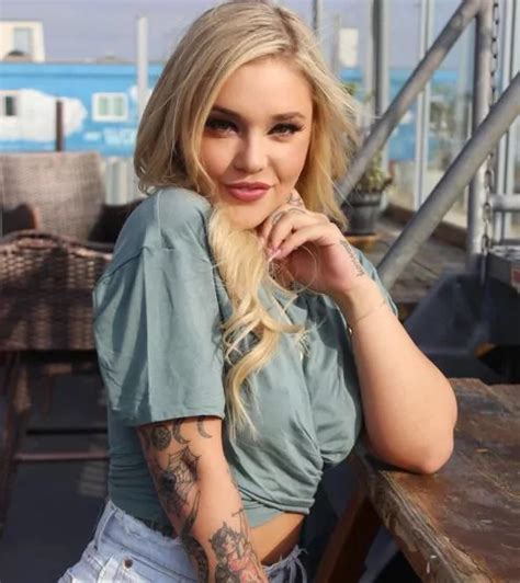 kali roses weight|Kali Roses Her Wiki, Bio, Net Worth, Boyfriend, Height, Weight,。